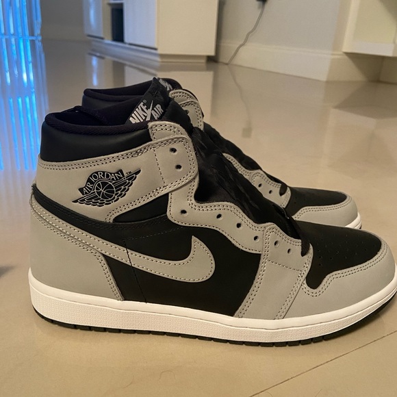 SOLD - NEW AIR JORDAN 1 RETRO HIGH OG SHADOW 2.0 - Picture 3 of 7